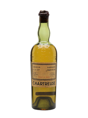 Chartreuse Liqueurs : The Whisky Exchange