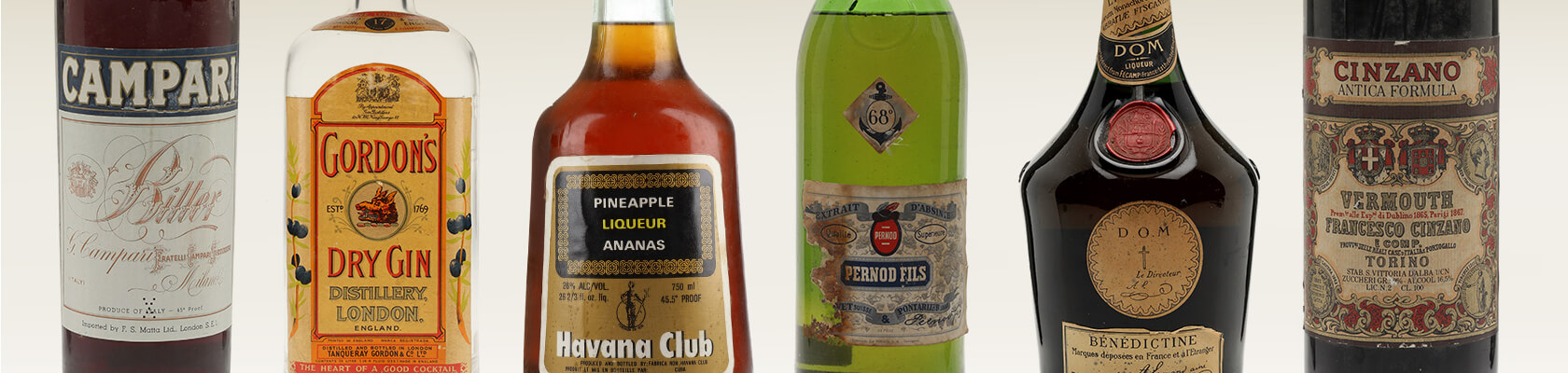 Benedictine D.O.M Liqueur : The Whisky Exchange